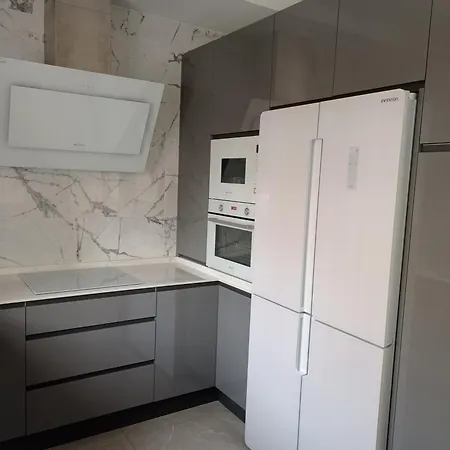 Vivienda Con Azotea Privada, Recien Reformada, Muy Cerca De La Playa
