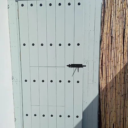 Vivienda Con Azotea Privada, Recien Reformada, Muy Cerca De La Playa Apartamento